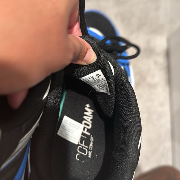 Used - Picture 3 of 6